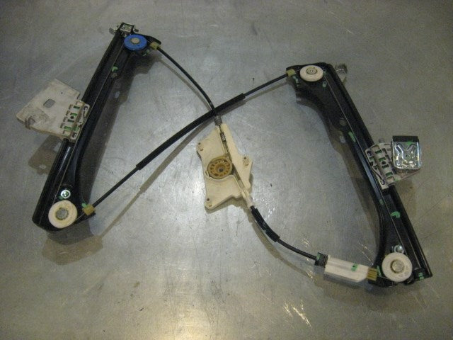 11 Nissan 370Z RH Passenger Window Regulator R18804
